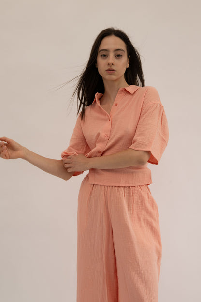 MAUI - CORAL SHORT SLEEVE BUTTON DOWN TOP